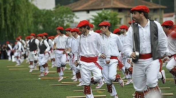Danza vasca masculina Danza vasca masculina